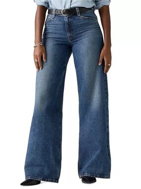 Levi’s 94 Baggy Wide Leg Jeans • NWT